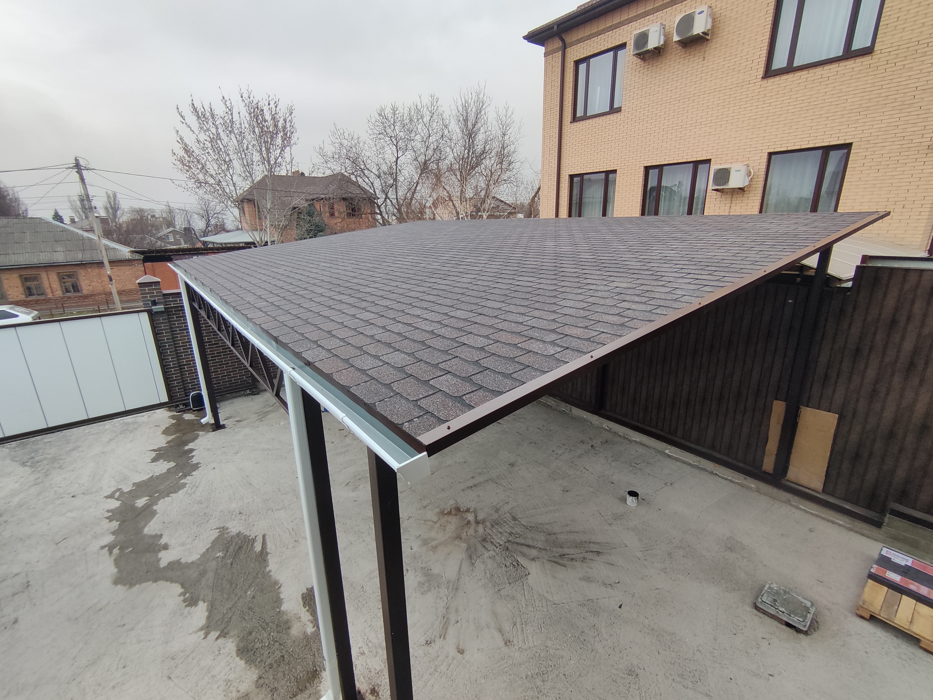 Навес из мягкой кровли