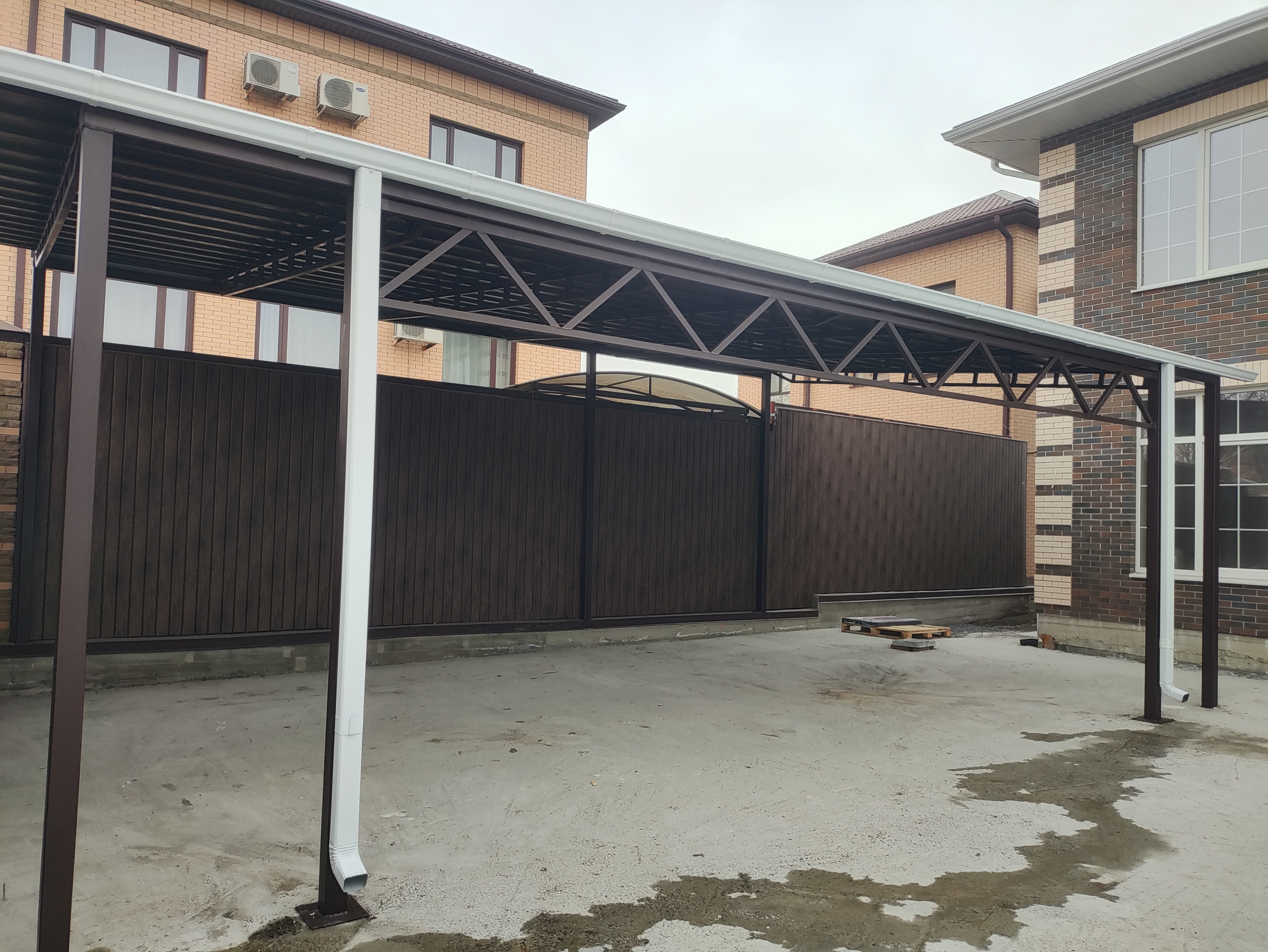 Навес из мягкой кровли