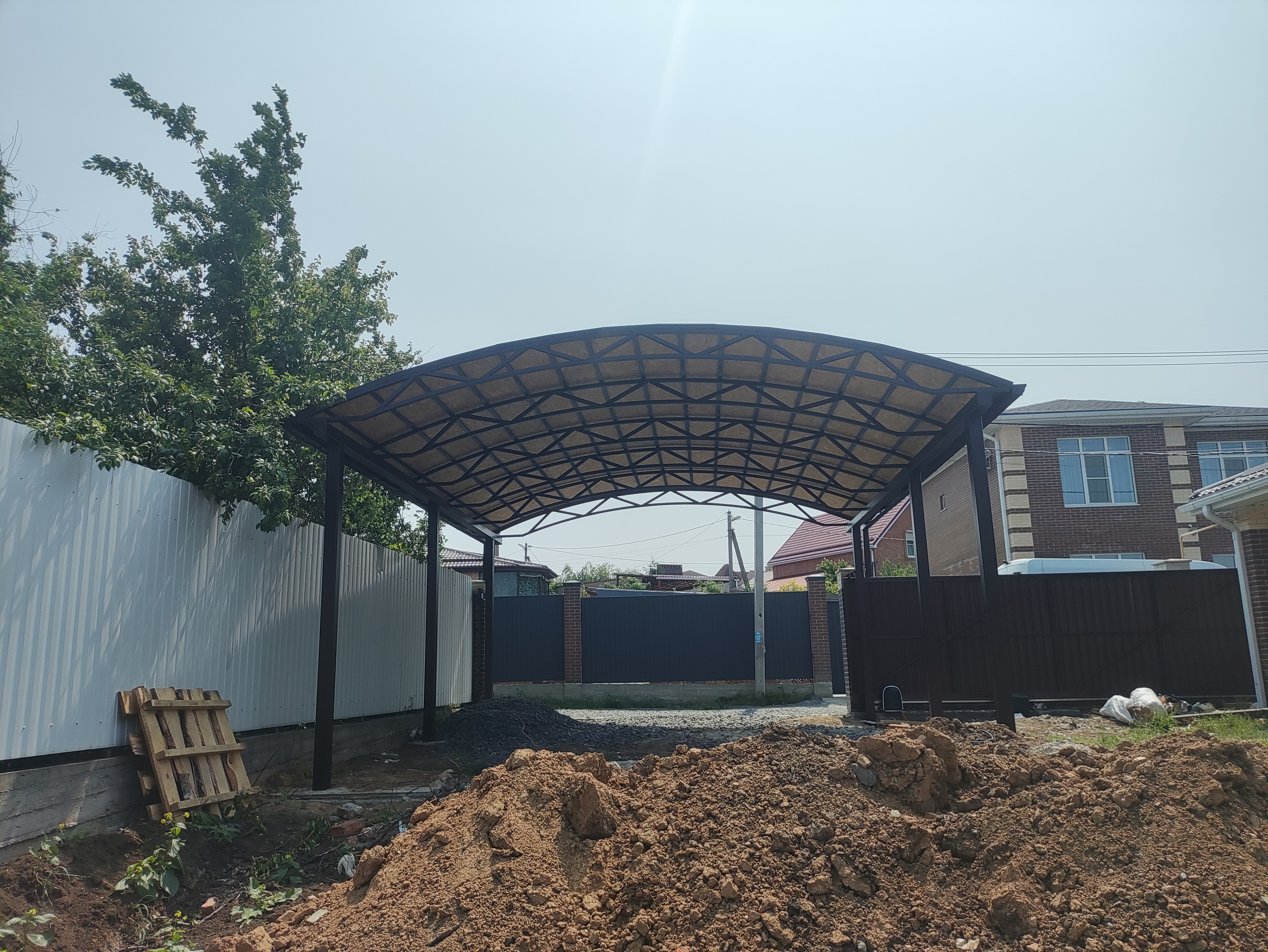 Навес из мягкой кровли