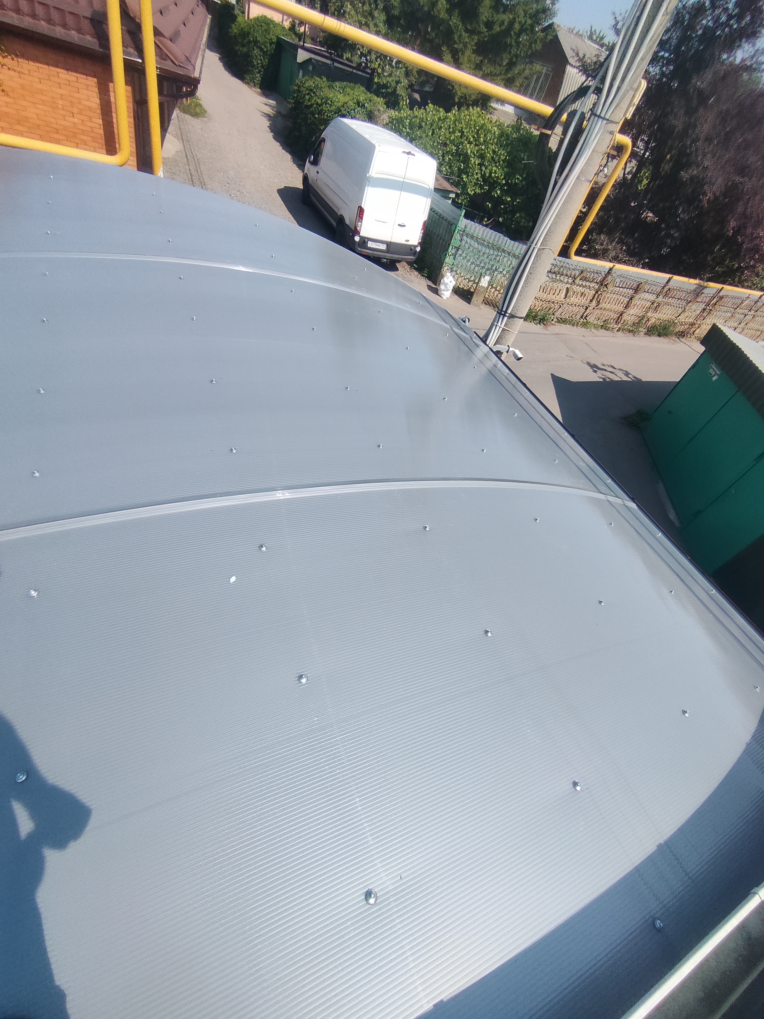 Навес из поликорбоната