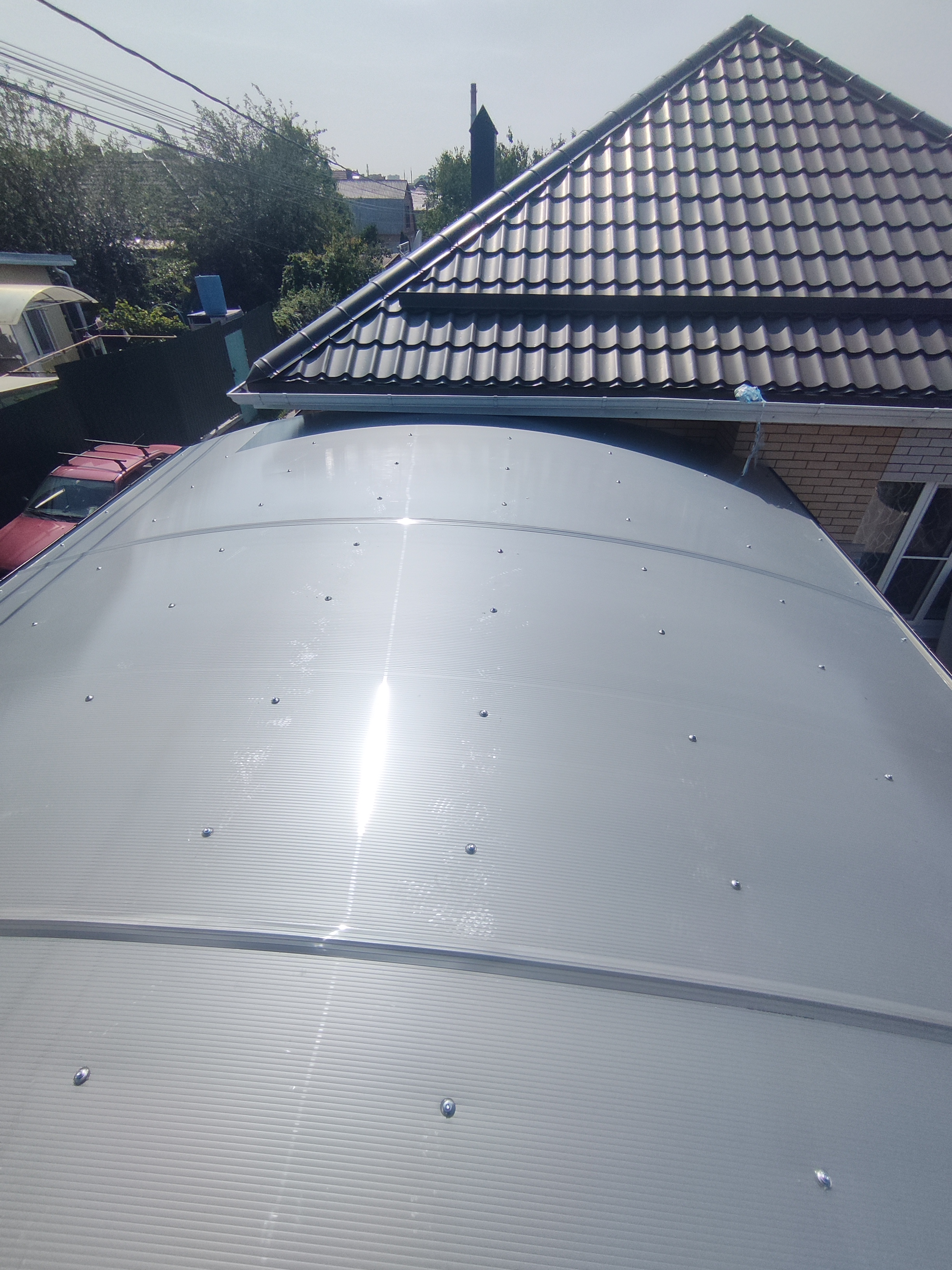 Навес из поликорбоната