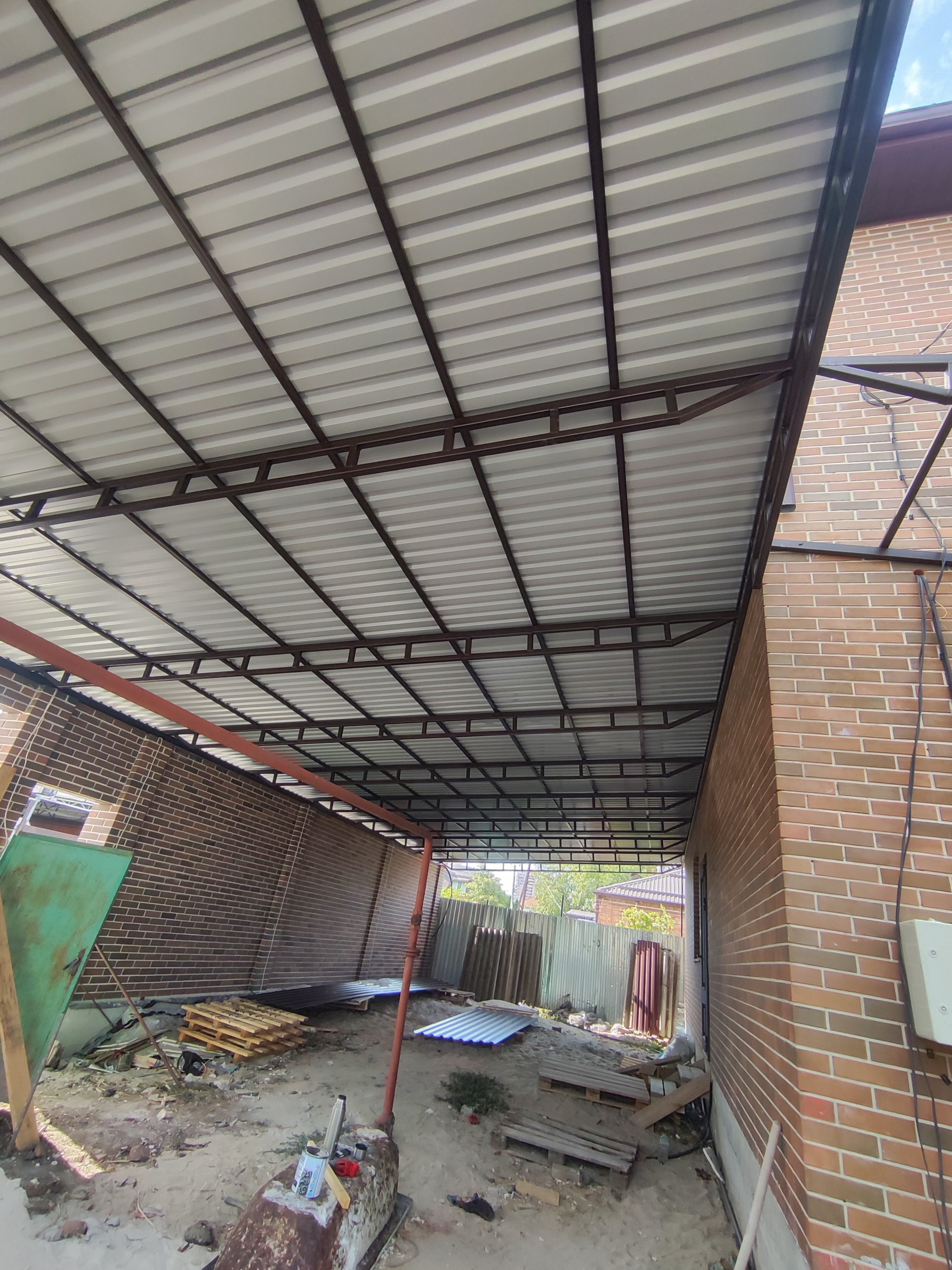 Навес из профнастила