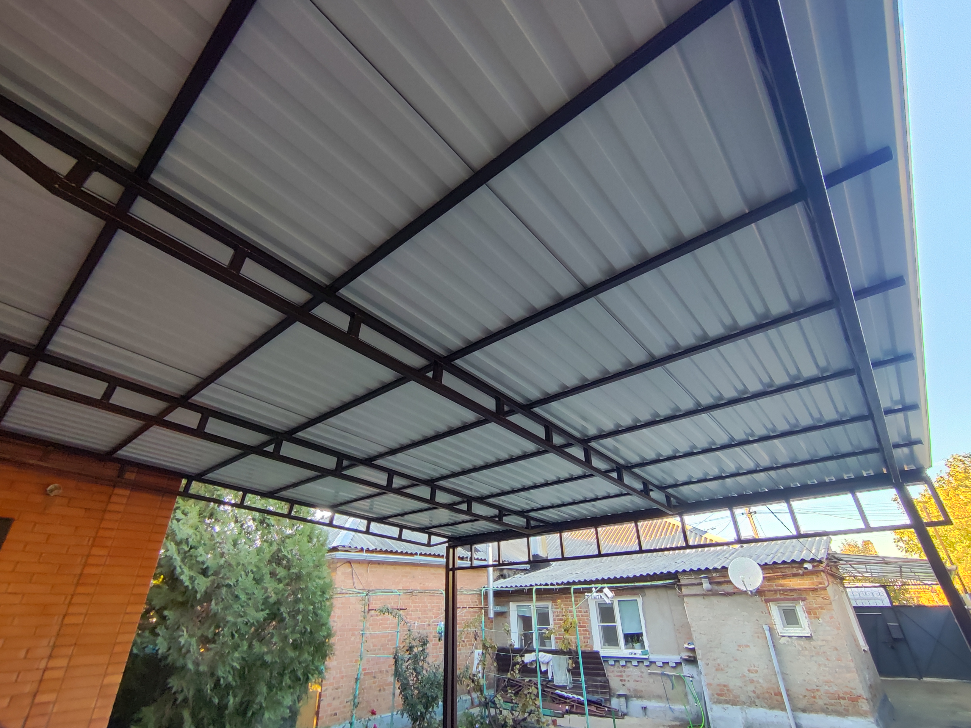 Из профильной трубы